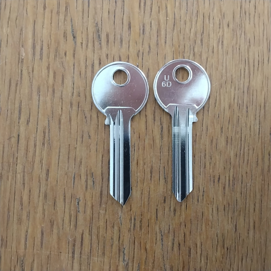 UNIVERSAL U6D BRASS NICKEL PLATED