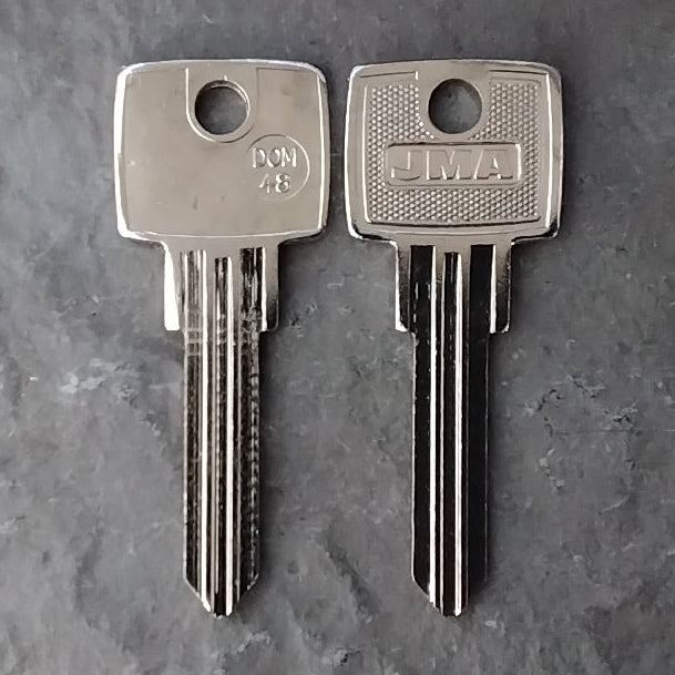 DOM - DM27 SILCA