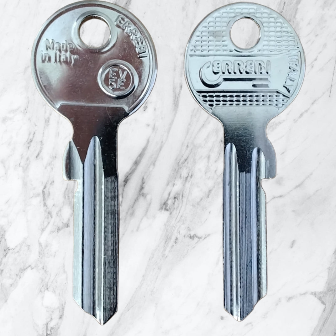 EVVA - EV5E ERREBI