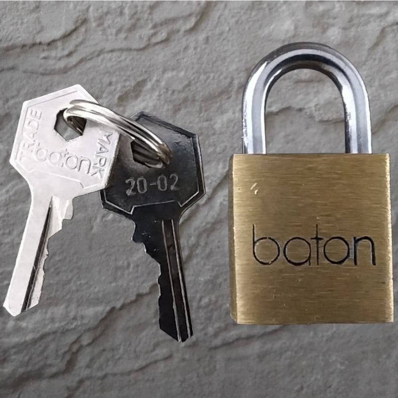 20mm BRASS TRI-CIRCLE PADLOCK KEYED ALIKE-261