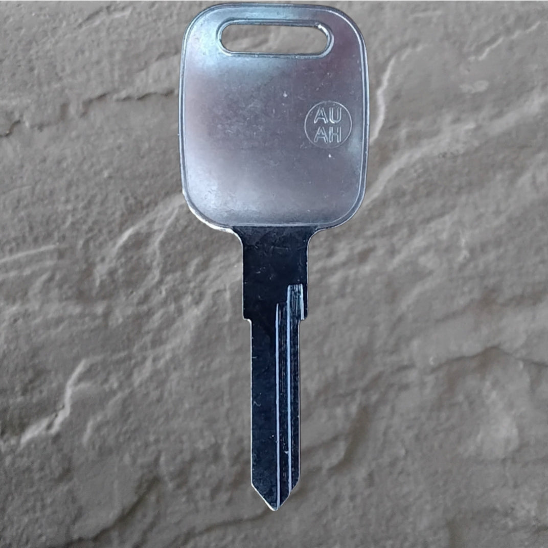 VOLKSWAGON / AUDI SILCA HU49 AH