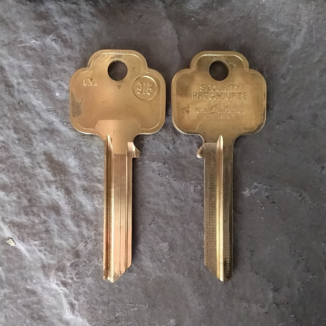 UNION - UN915 BRASS