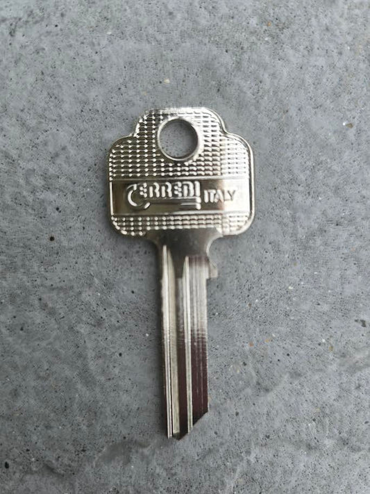 UNION PASS KEY  -  UN28D ERREBI  -  UNI31 SILCA  -  5 PIN