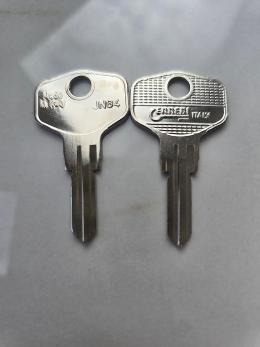 JU  -  JNG4 ERREBI CASHBOX