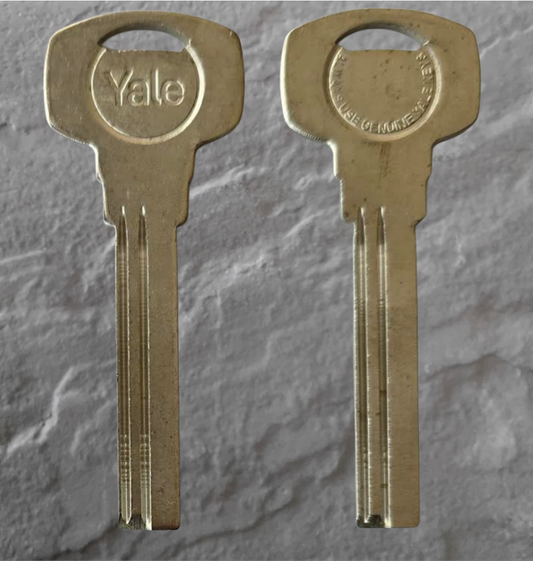 YALE - DIMPLE KEY  -  Z12C