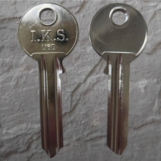 UNIVERSAL - ITALIAN U6D IKS 6 PIN