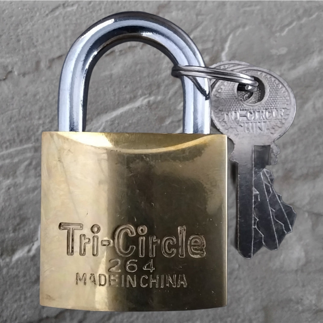 38mm BRASS TRI CIRCLE PADLOCK KEYED ALIKE - 264