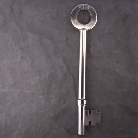 UNION RF PRE CUT No14