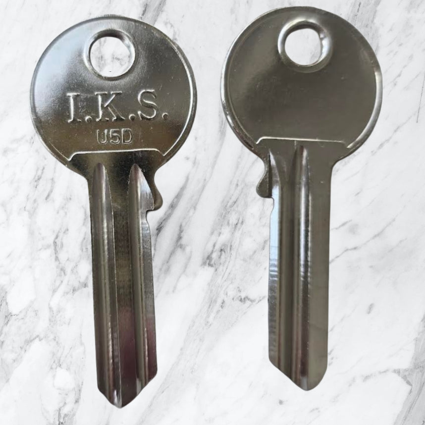 UNIVERSAL - ITALIAN U5D IKS 5 PIN