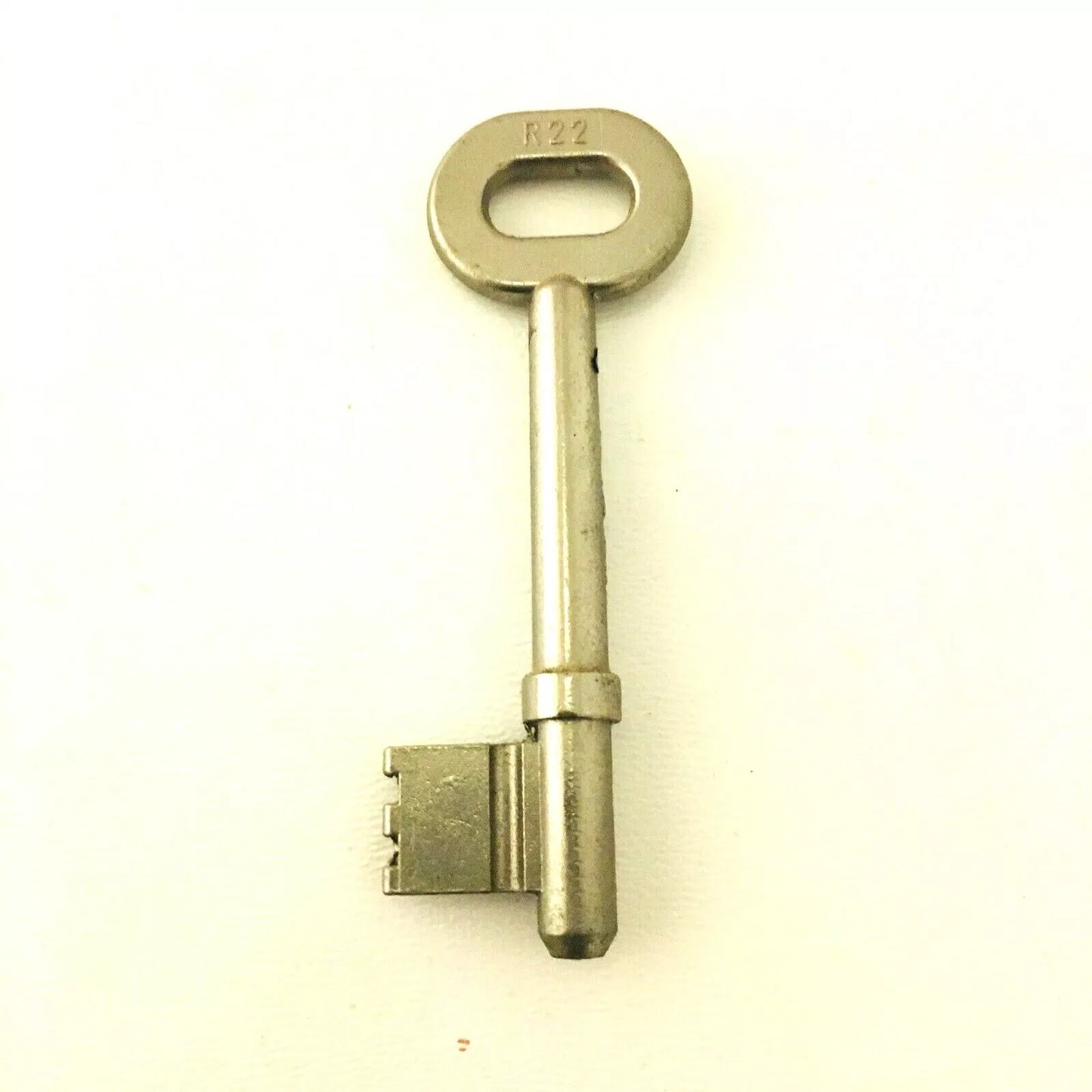 LEGGE PRE-CUT  -  R22