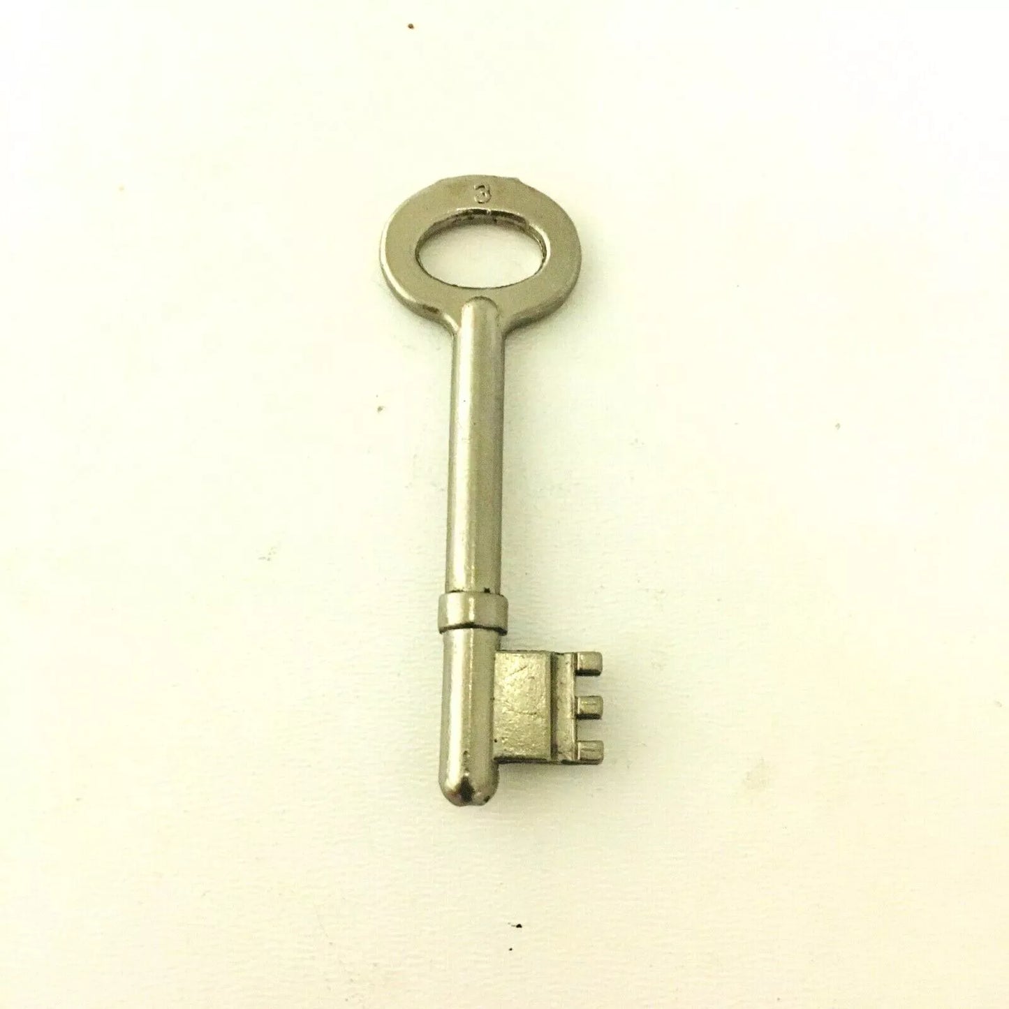 LEGGE PRE-CUT  -  R3